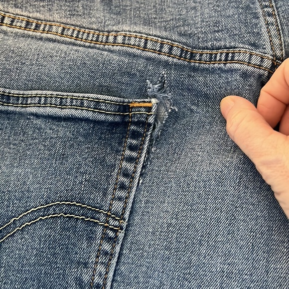 Levi Mens Jeans - Picture 6 of 7